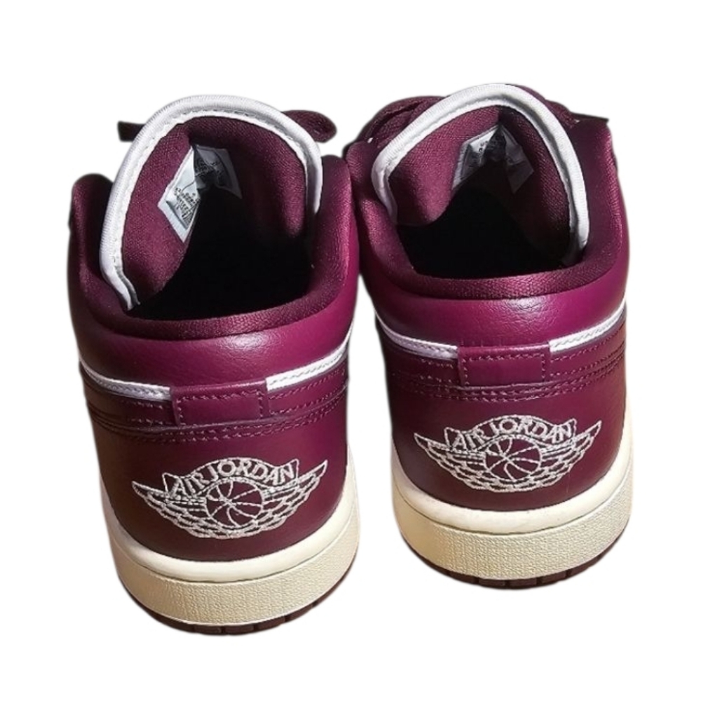 NIKE AIR JORDAN Womens Air Jordan 1 Low Bordeaux DC0774-161 MAUVE Size 8.5 - Picture 2 of 10
